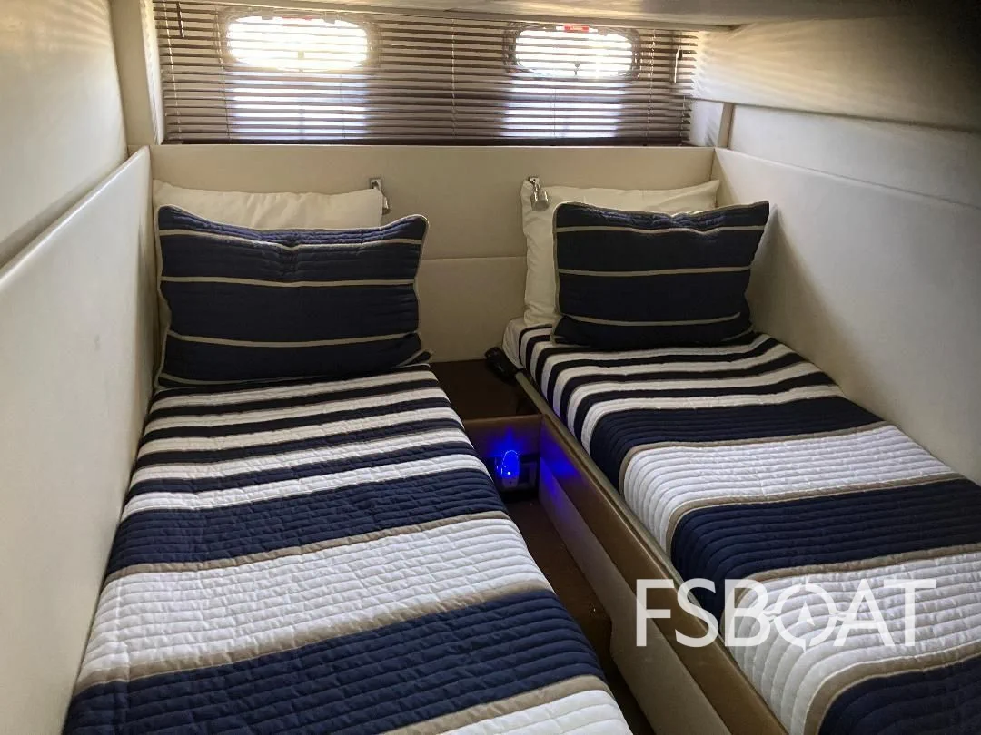 2009 Sea Ray 43 Sundancer - Media 24