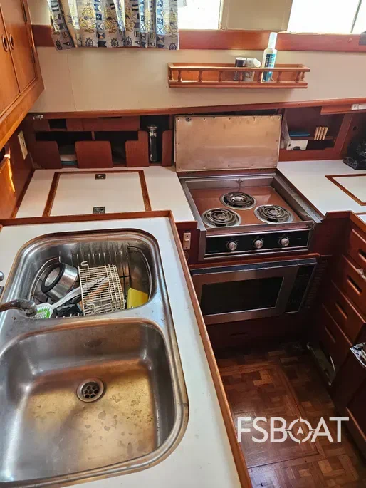 1991 Grand Banks 46 Classic - Media 17