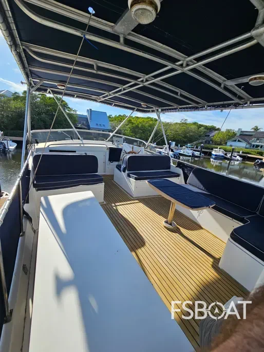 1991 Grand Banks 46 Classic - Media 14