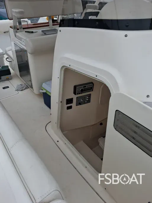 2008 Pursuit S 310 Sport - Media 19