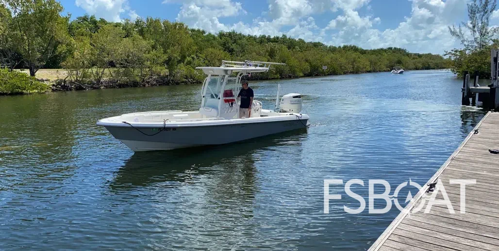 2007 Everglades 243 Center Console - Media 9