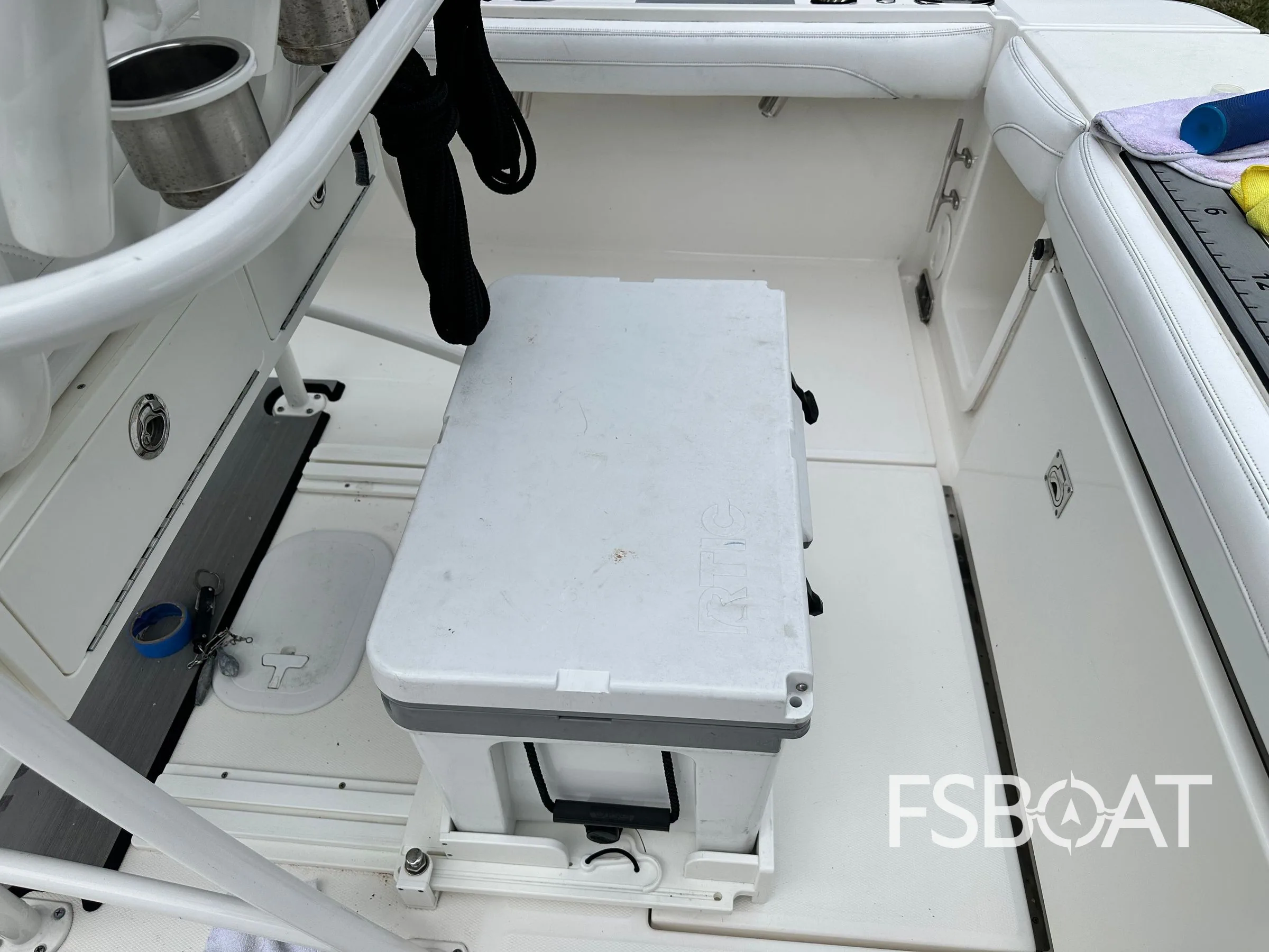 2020 Regulator 23 FS - Media 11