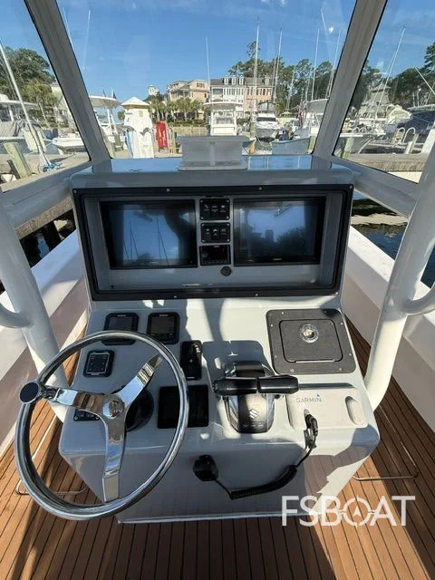 2024 Twin Vee Custom - Media 11