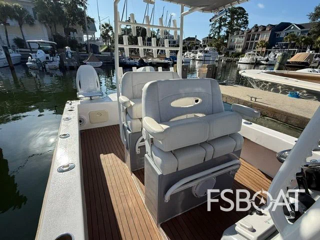 2024 Twin Vee Custom - Media 24