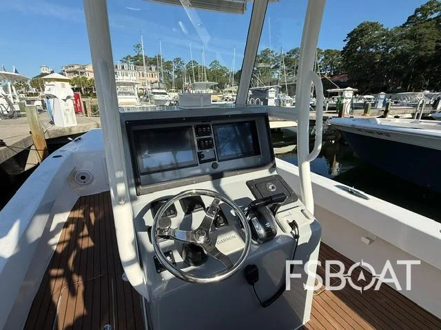 2024 Twin Vee Custom - Media 17