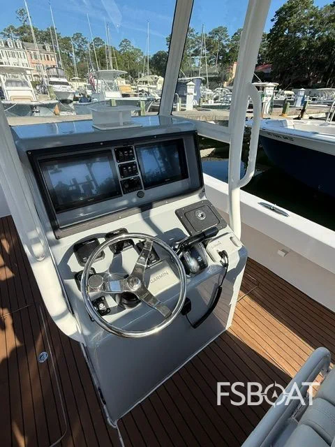 2024 Twin Vee Custom - Media 18