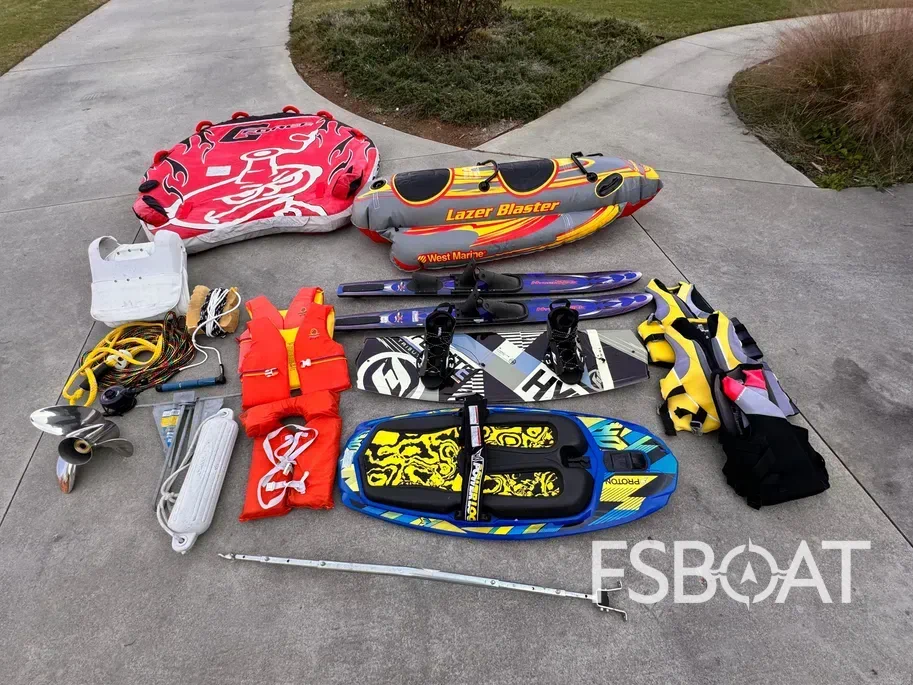 2005 Sea Fox 206 Dual Console - Media 13