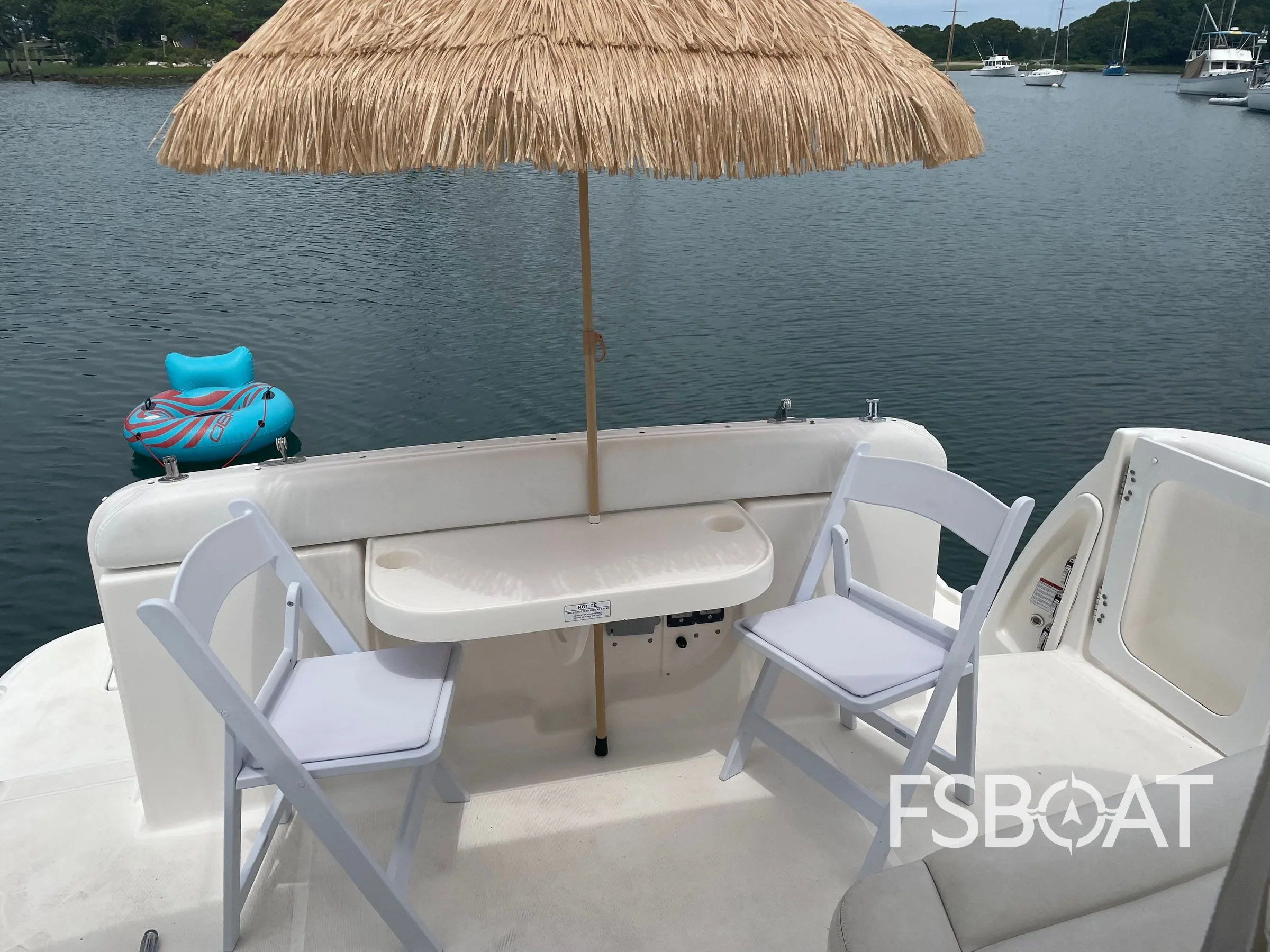 2005 Tiara Yachts Sovran 3600 - Media 12