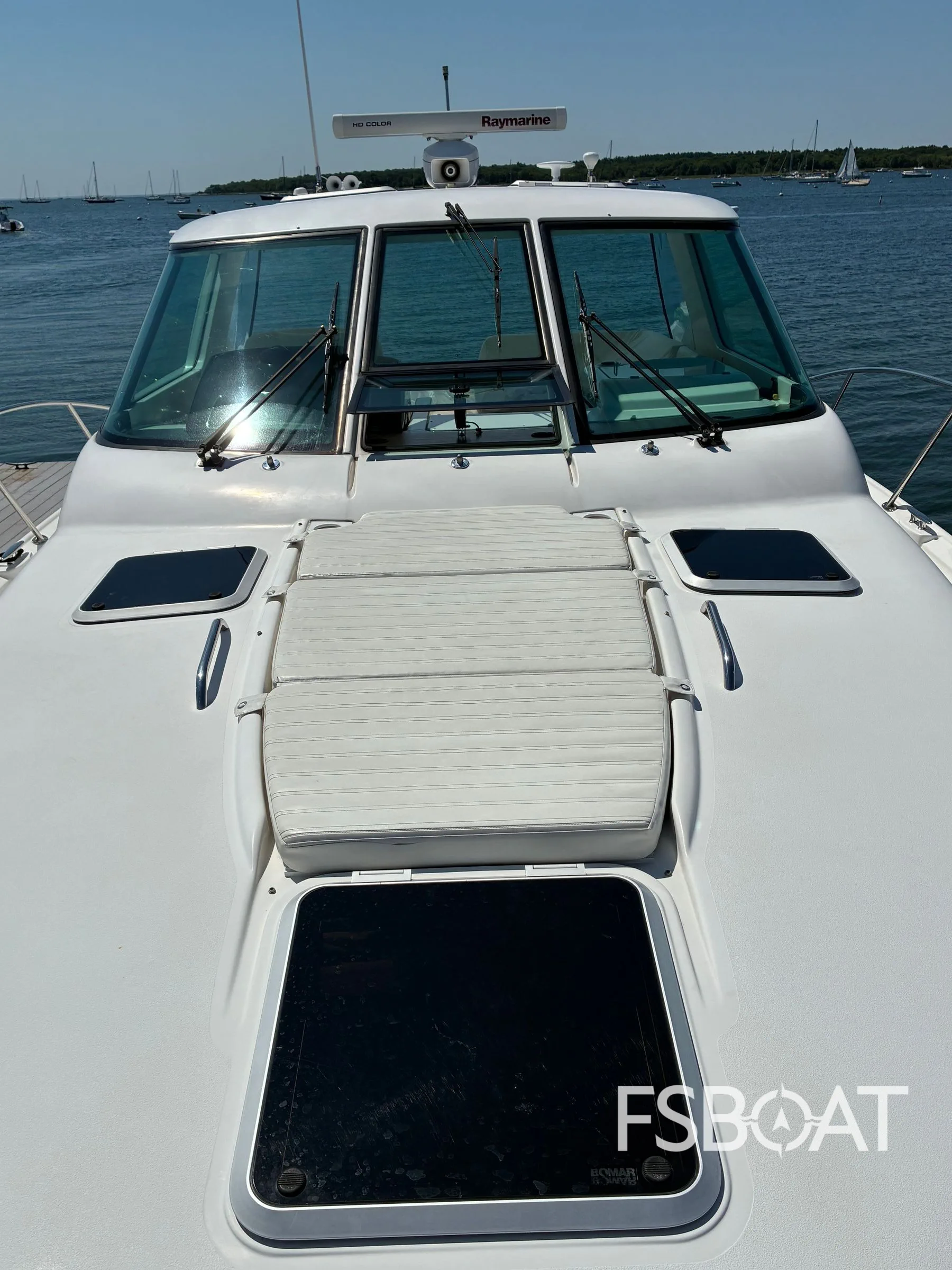2005 Tiara Yachts Sovran 3600 - Media 6