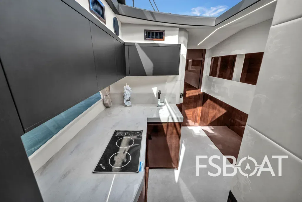 2023 Galeon 425 HTS - Media 23