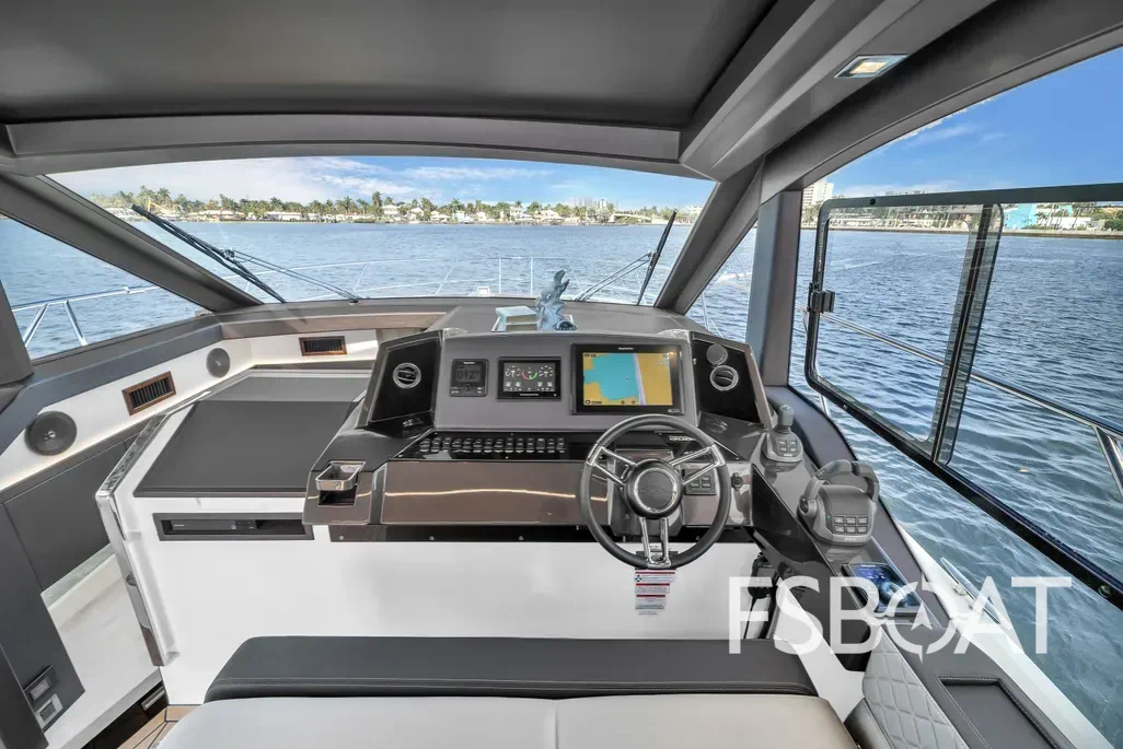 2023 Galeon 425 HTS - Media 19
