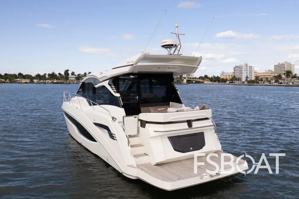 2023 Galeon 425 HTS - Media 3