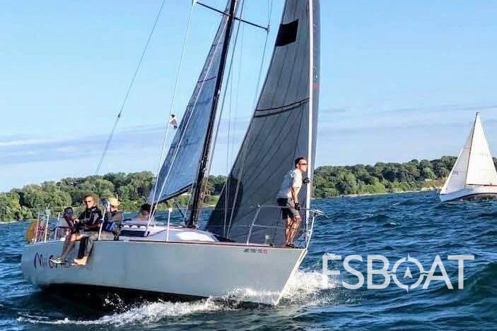 1987 Carroll Marine Frers 30 - Media 4