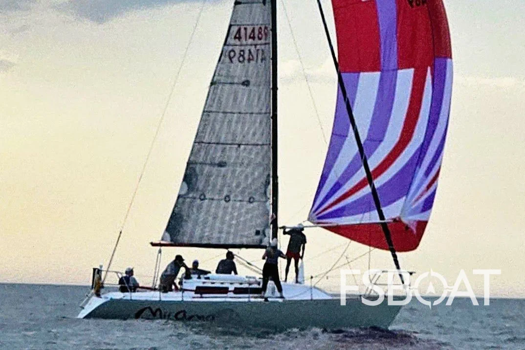 1987 Carroll Marine Frers 30 - Media 3