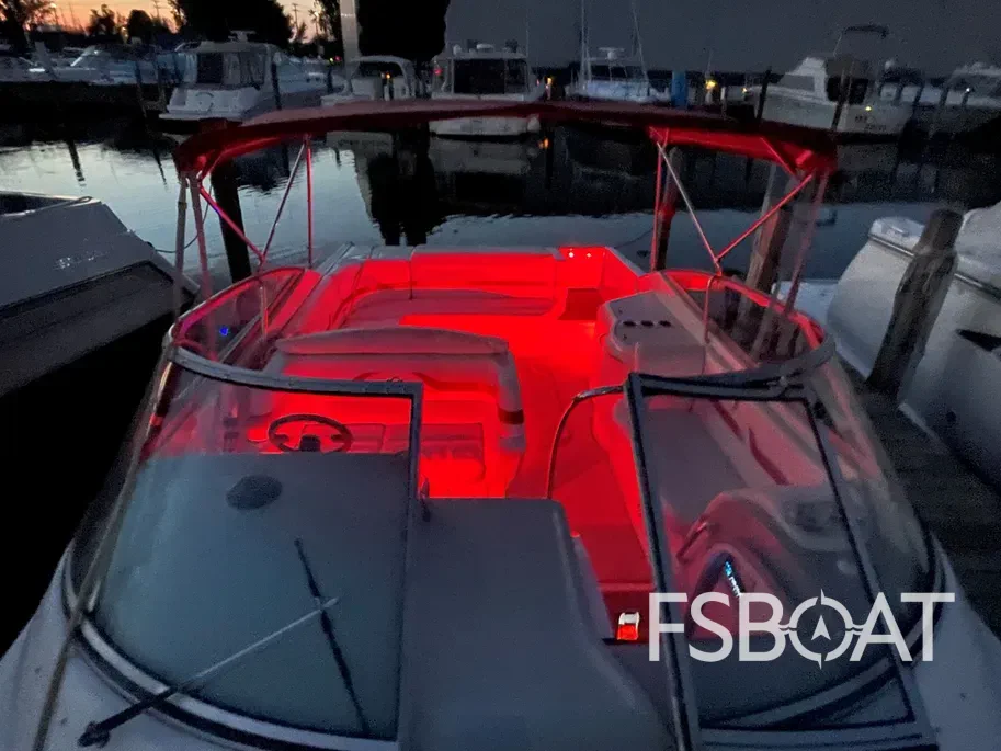 2002 Formula 330 Sun Sport - Media 8