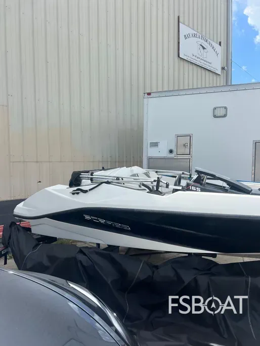 2020 Scarab 165 G - Media 3