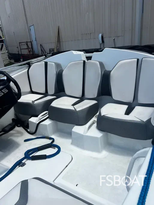 2020 Scarab 165 G - Media 4