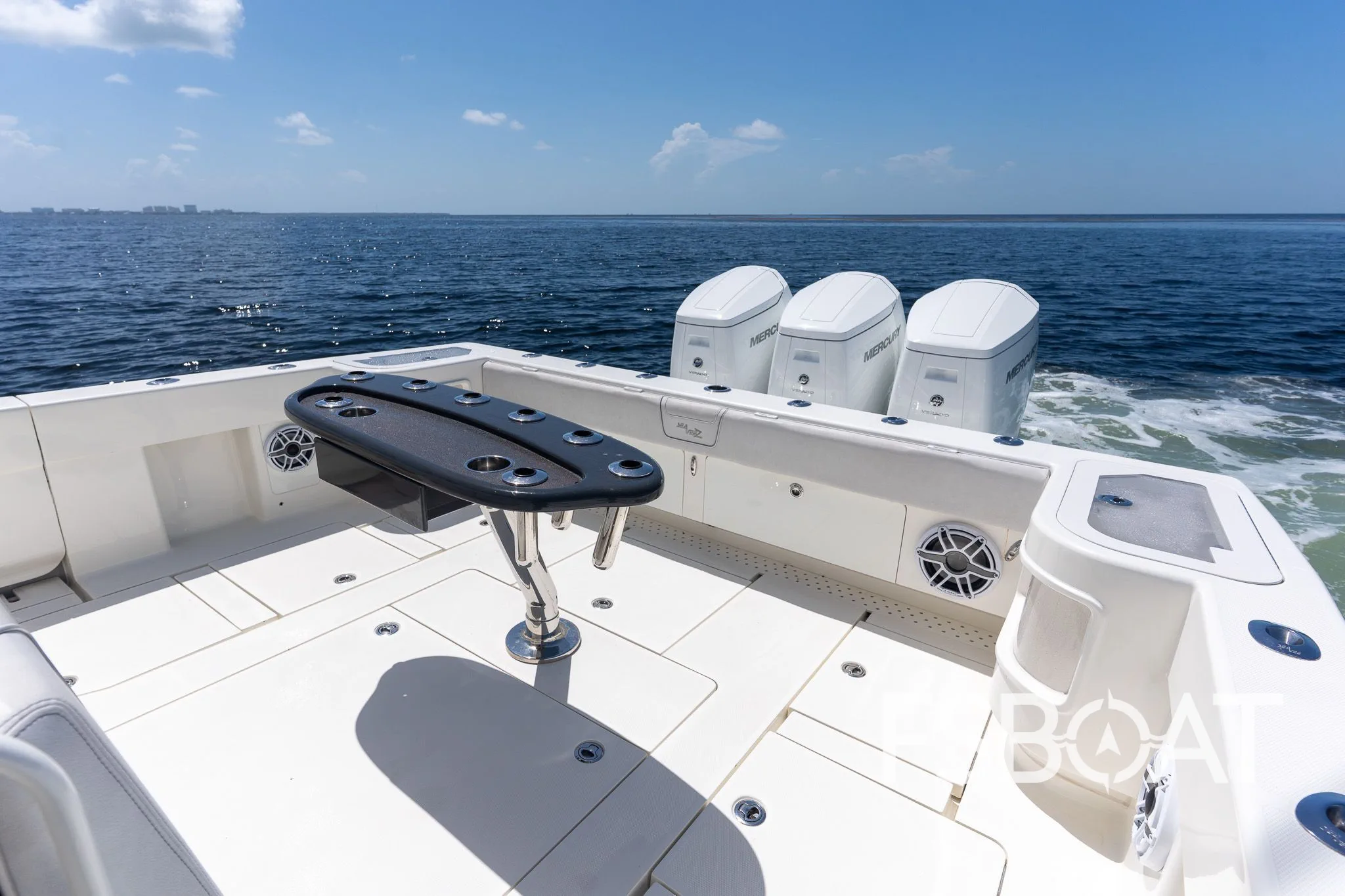 2022 SeaVee 450Z - Media 6