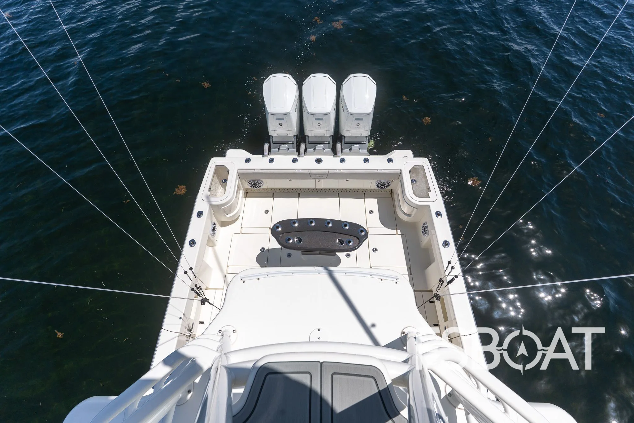 2022 SeaVee 450Z - Media 12
