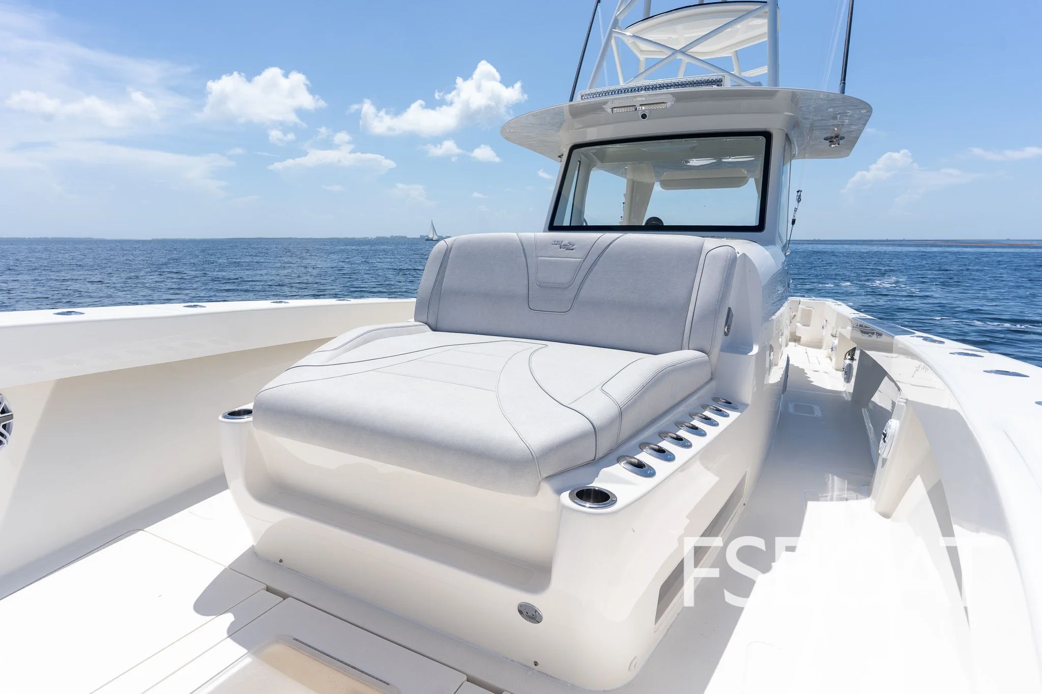 2022 SeaVee 450Z - Media 9