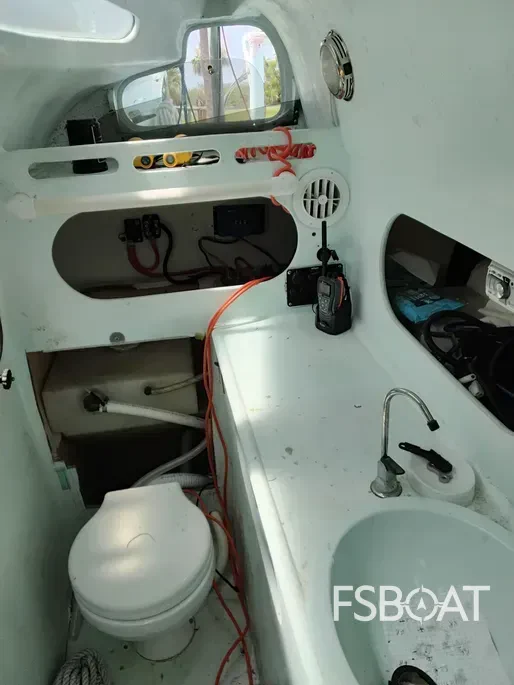 2003 Custom Power Catamaran - Media 16
