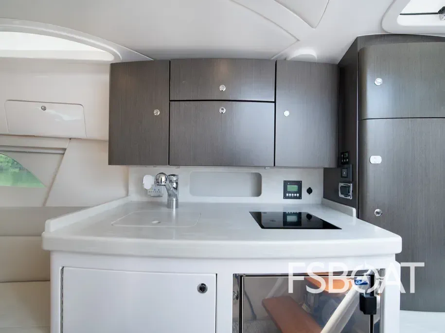 2018 Intrepid 407 Cuddy - Media 11