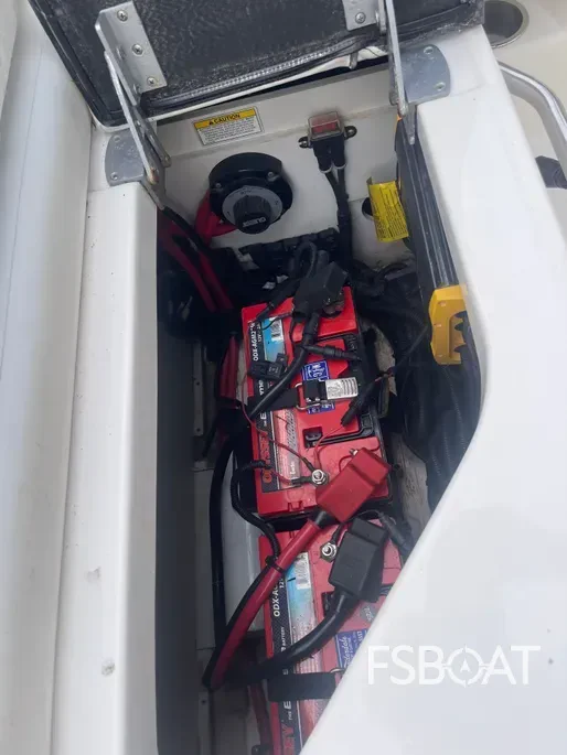 2016 Sea Ray 270 Sundeck Outboard - Media 20