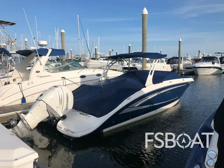 2016 Sea Ray 270 Sundeck Outboard - Media 4