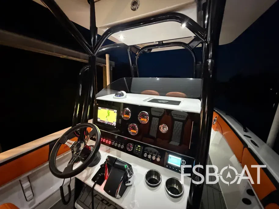 2023 Concept 30 Open Deck - Media 15