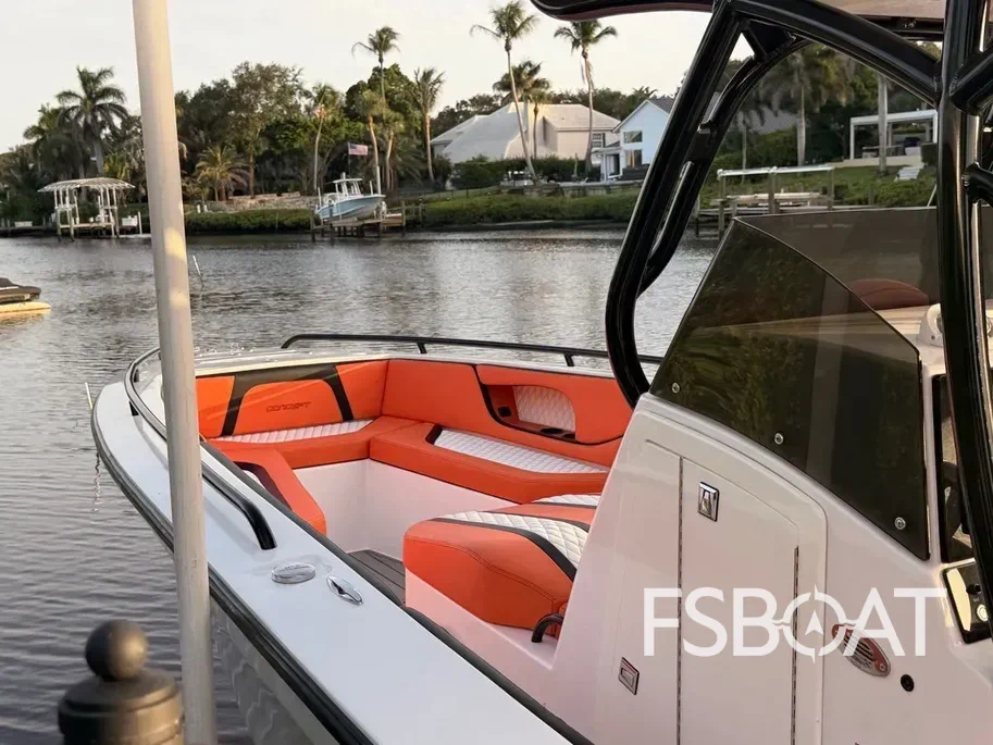 2023 Concept 30 Open Deck - Media 6