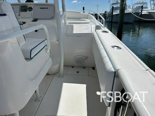 2006 Intrepid 370 Cuddy - Media 6