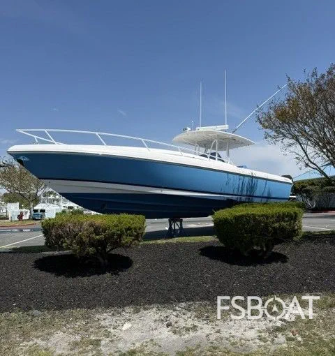 2006 Intrepid 370 Cuddy - Media 2