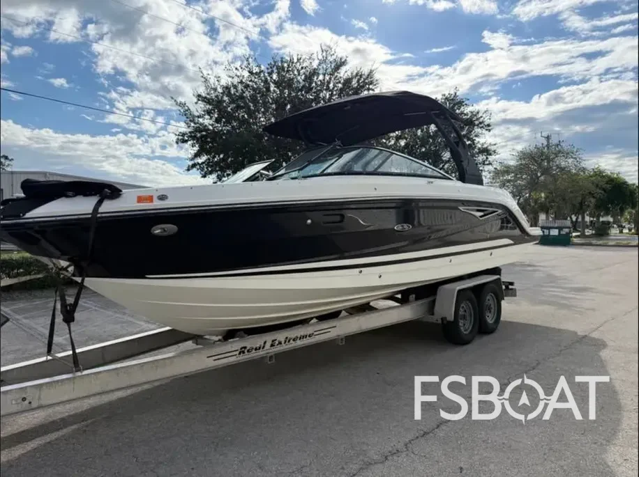 2022 Sea Ray SLX 280 - Media 4