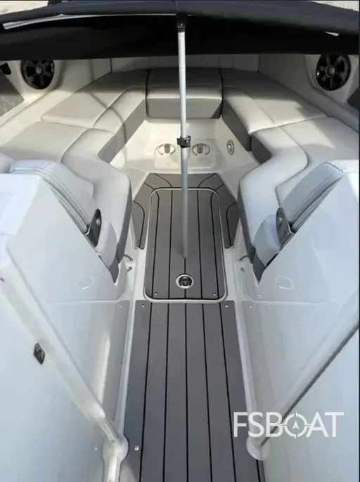 2022 Sea Ray SLX 280 - Media 10