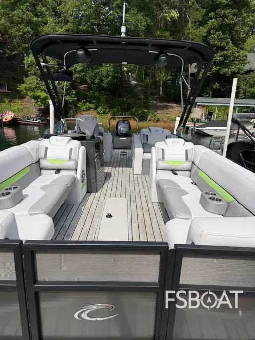 2017 Pontoon Caliber 250 SLR2 - Media 10