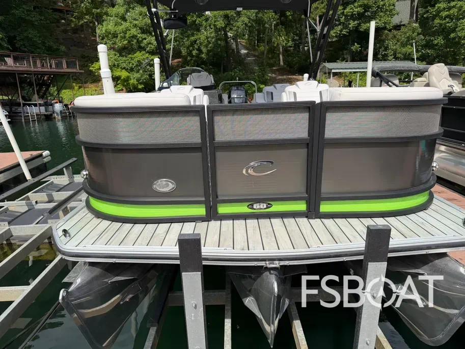 2017 Pontoon Caliber 250 SLR2 - Media 3