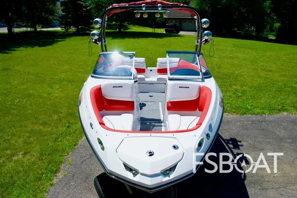 2012 Sea-Doo Sport Boats 210 Wake - Media 20