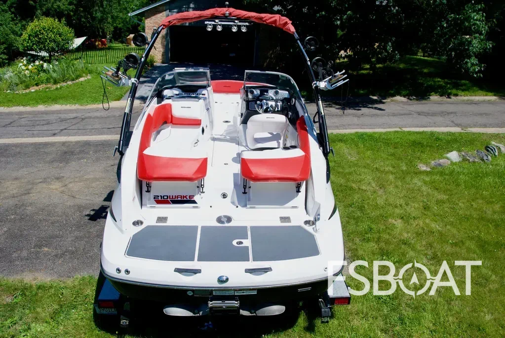 2012 Sea-Doo Sport Boats 210 Wake - Media 19