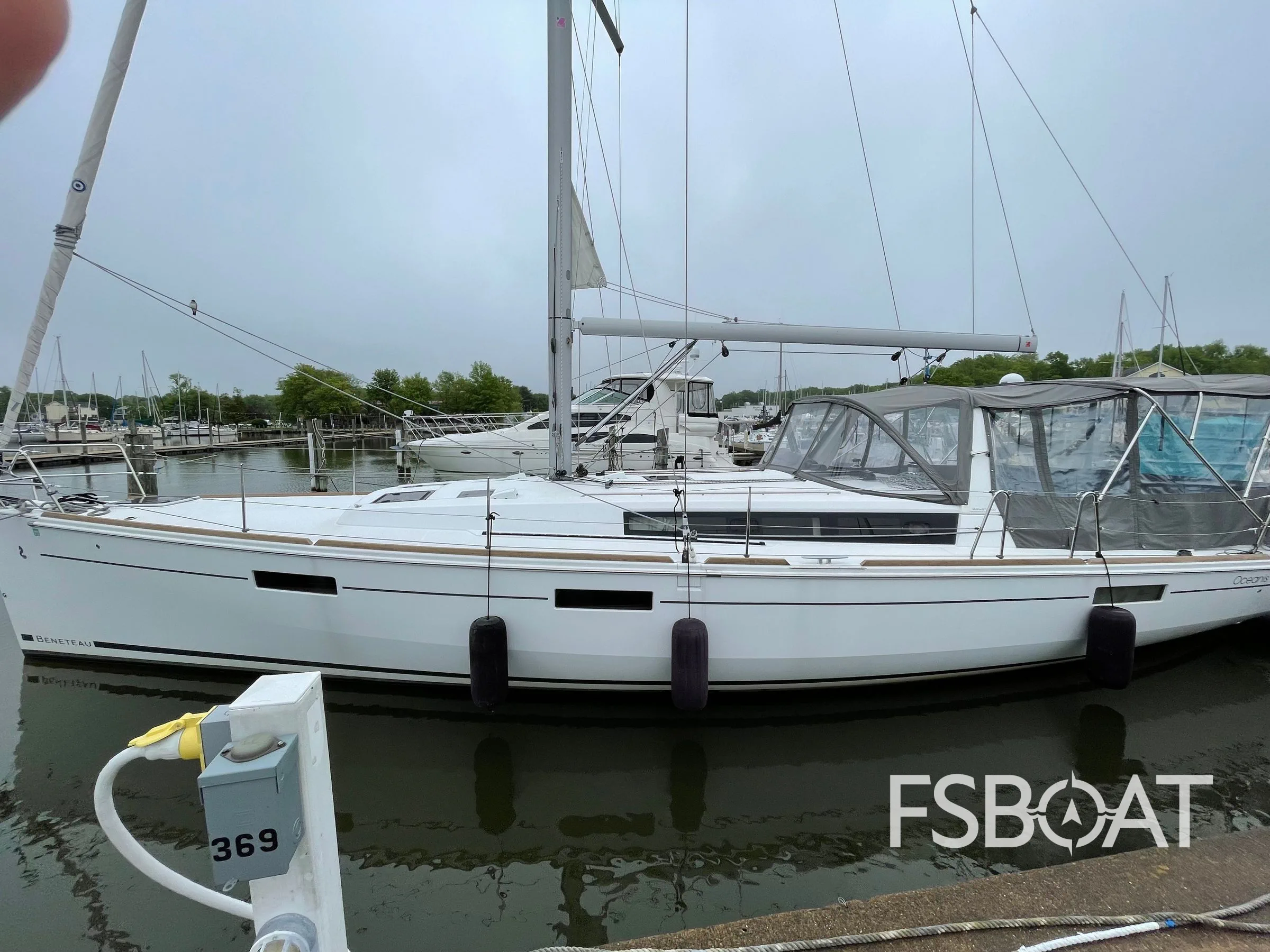 2018 Beneteau Oceanis 45 - Media 3