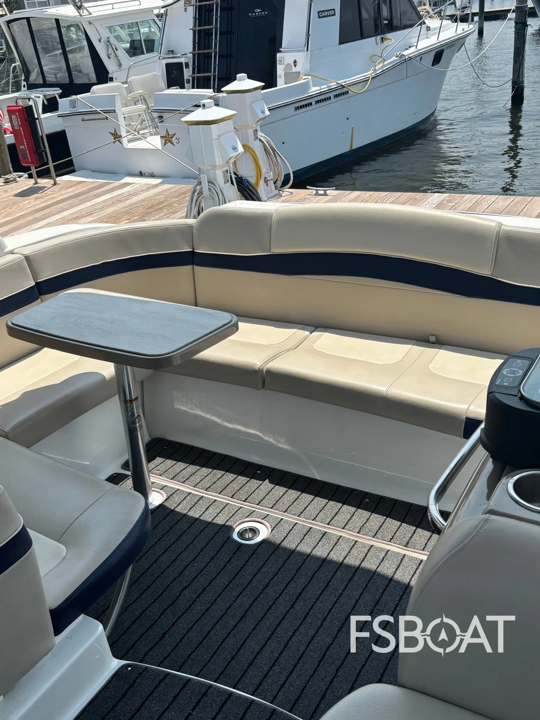 2016 Formula 31 Performance Cruiser - Media 17