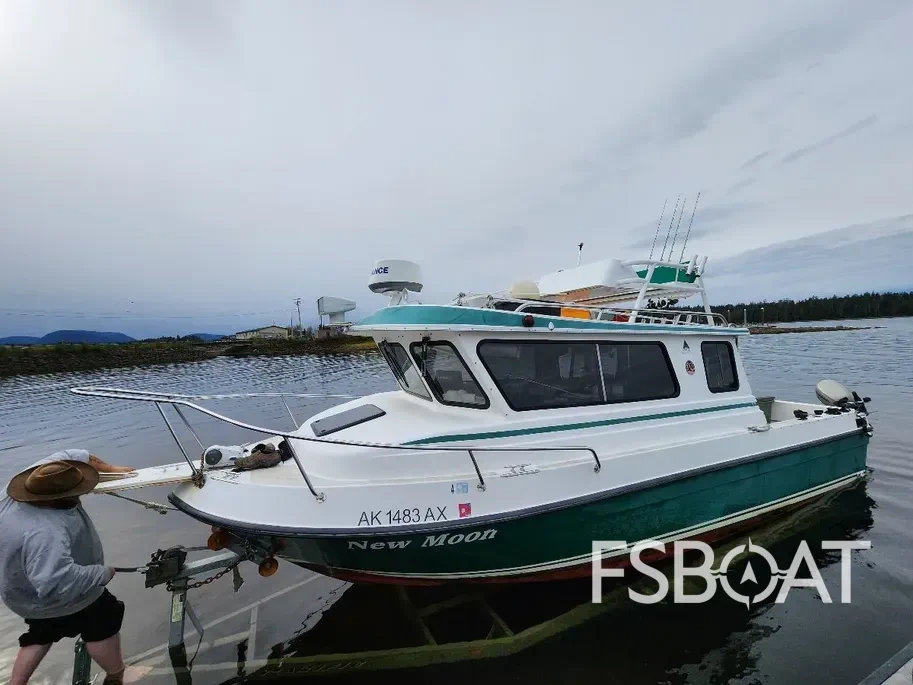 1997 Bounty Yacht 257 Offshore Pilot - Media 6