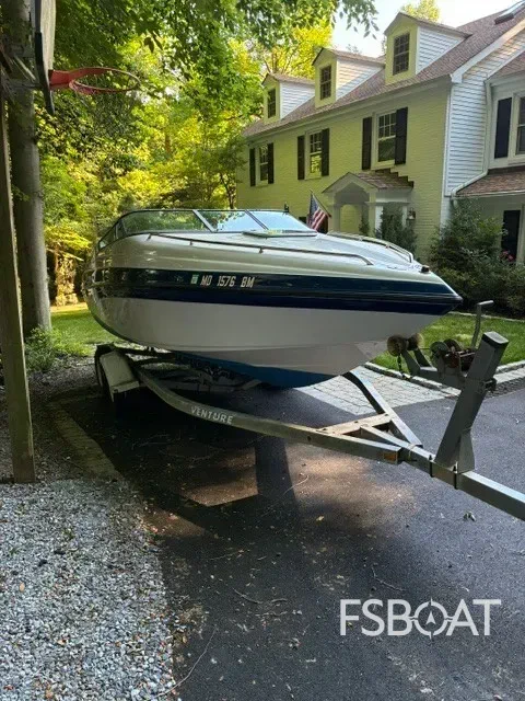 2001 Crownline 225 CCR - Media 2