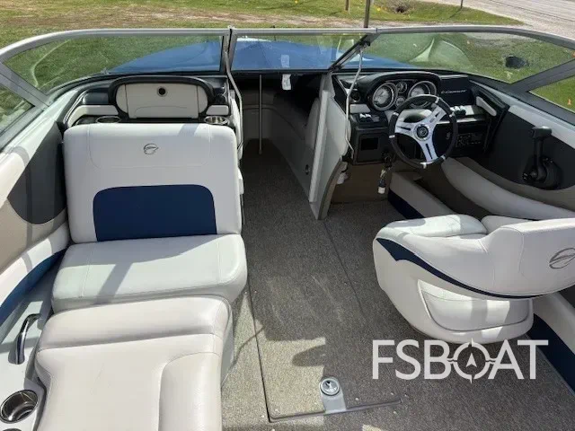 2015 Crownline 215 SS - Media 3