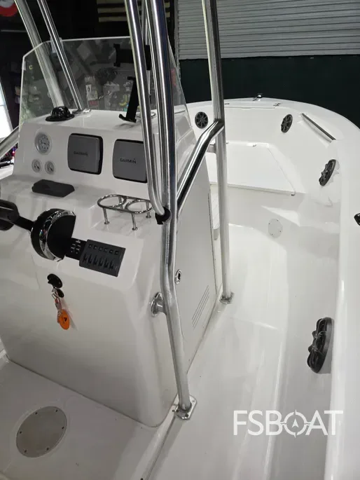 2013 Angler 204 FX - Media 17