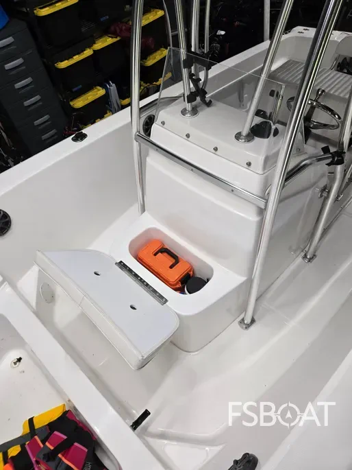 2013 Angler 204 FX - Media 12