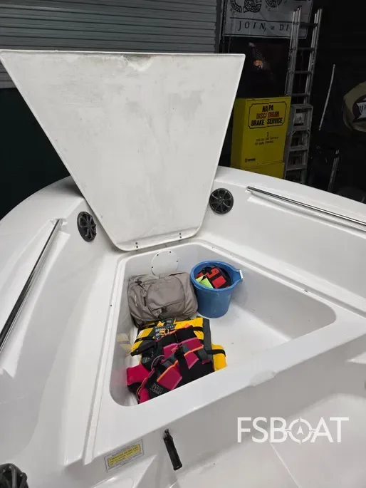 2013 Angler 204 FX - Media 11