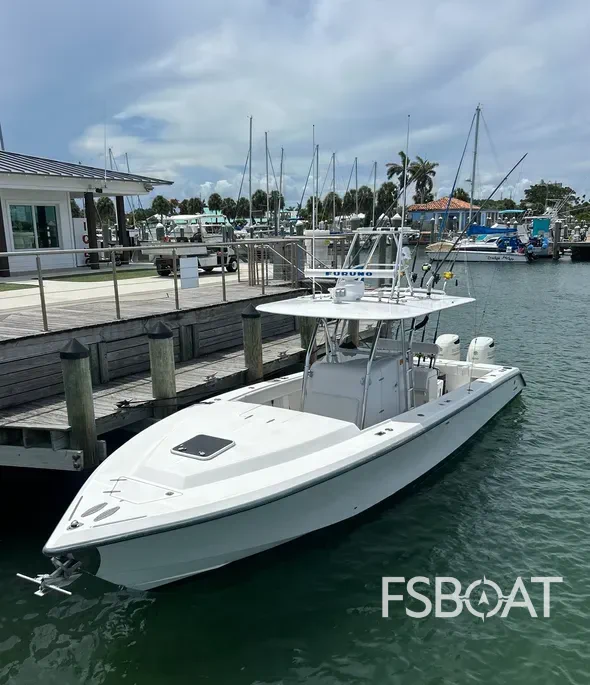 2004 Venture 34 Cuddy - Media 3