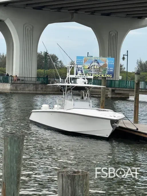 2004 Venture 34 Cuddy - Media 2