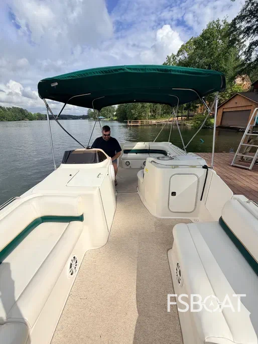 1998 Monterey 230 Explorer - Media 8