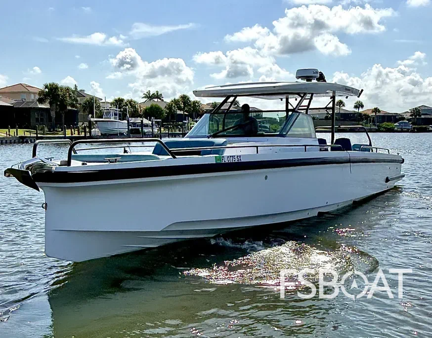 2021 Axopar 37 Sun-Top - Media 7